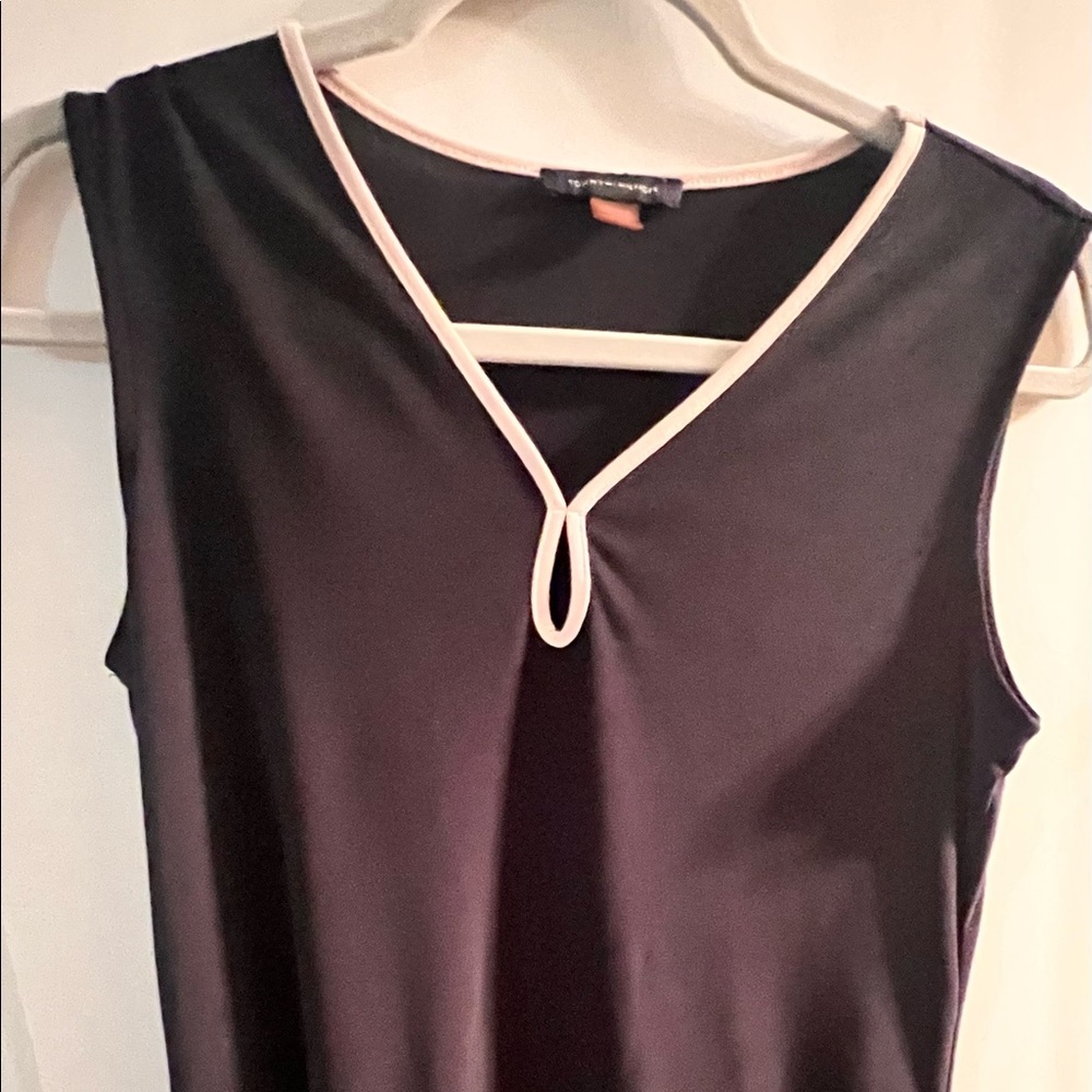 Tommy Hilfiger Women’s shirt! Great condition size small